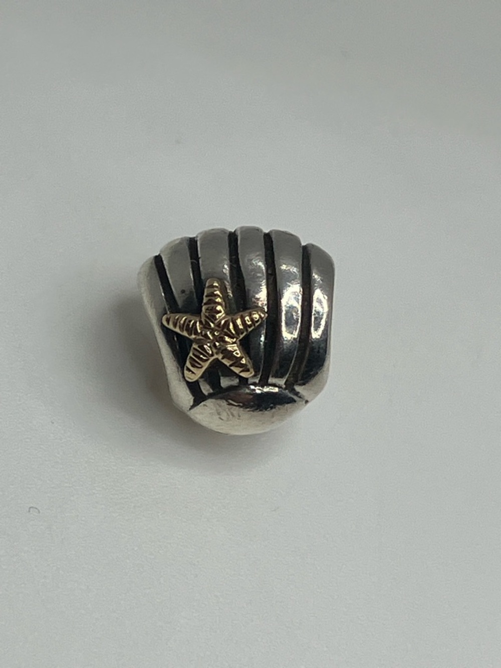 Pandora 925 ALE Sterling & 14K Gold Starfish Clam Shell Charm Bead